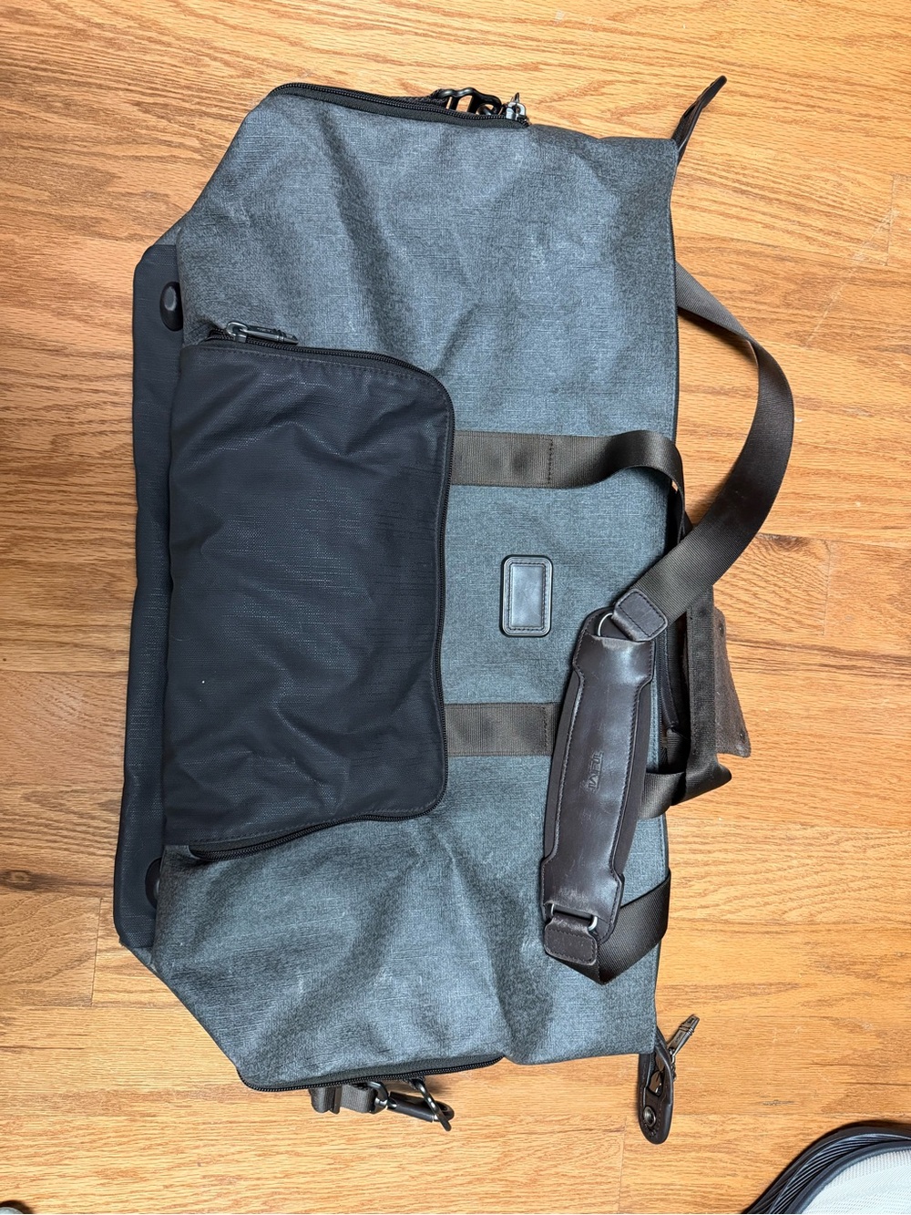 Tumi Alpha II Double Expansion
Travel Satche